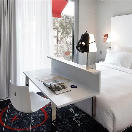 Demiroren Istiklal اسطنبول