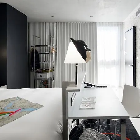 Demiroren Istiklal اسطنبول