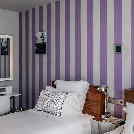 فندق Demiroren Istiklal 3*