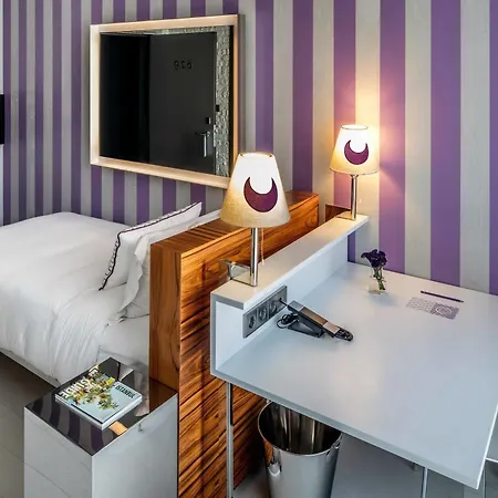 فندق Demiroren Istiklal اسطنبول