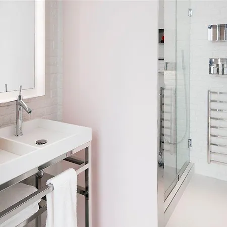 Demiroren Istiklal Κωνσταντινούπολη